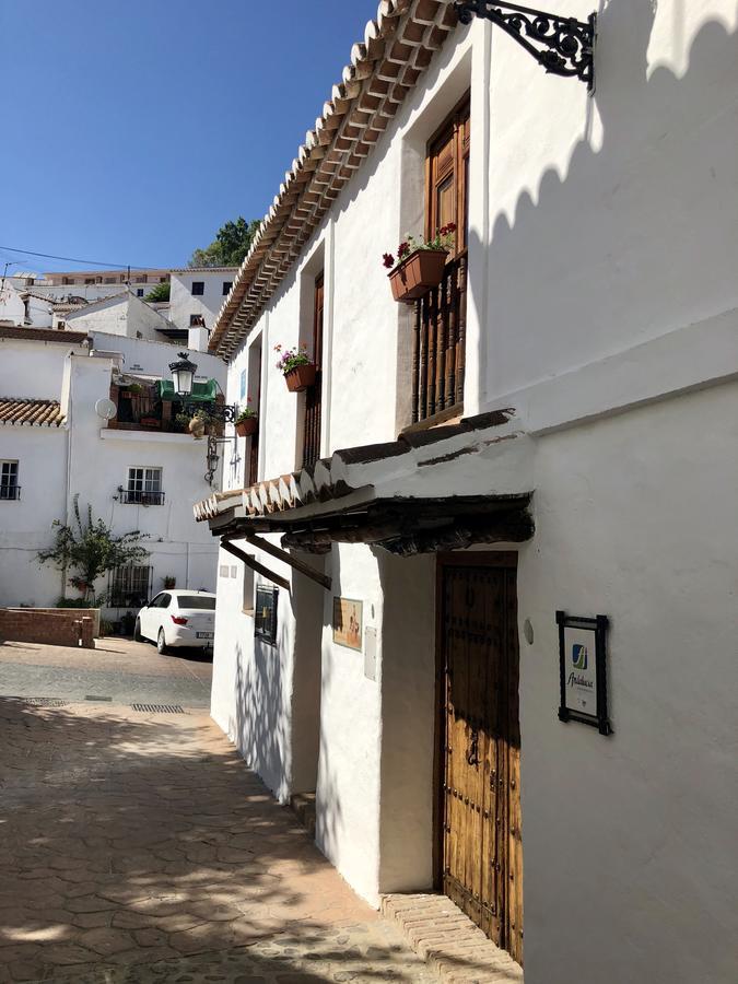 Hotel Posada Del Bandolero Borge Bagian luar foto