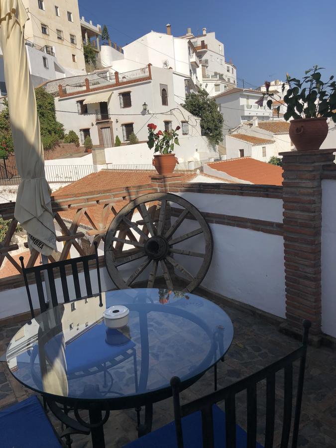 Hotel Posada Del Bandolero Borge Bagian luar foto