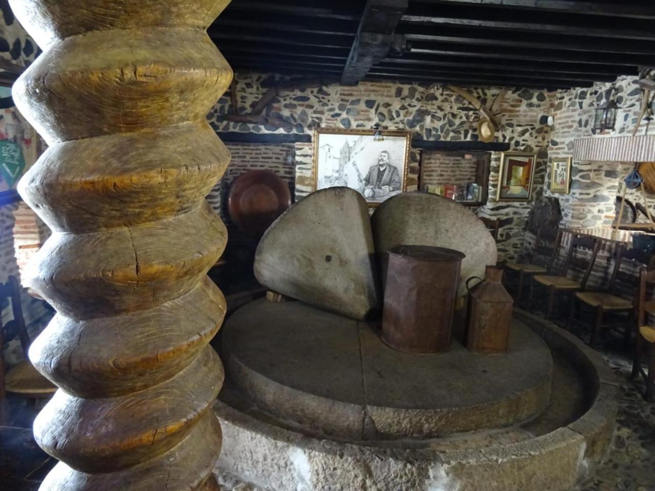 Hotel Posada Del Bandolero Borge Bagian luar foto